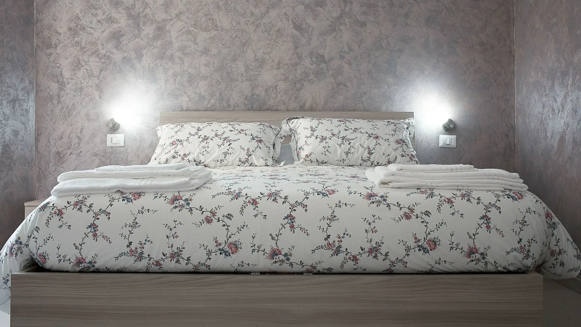 ***  La Regina Di Saba Bed & Breakfast Piazza Armerina Italy